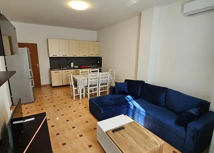 Xhuliano Apartment Durres
