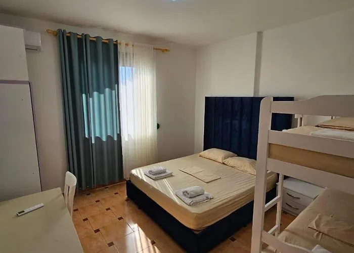 Apartment Xhuliano *